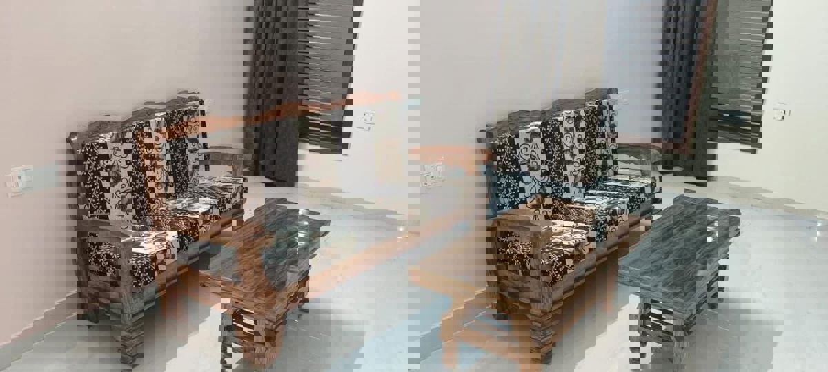 1 BHK 755 Sq.Ft. Builder Floor in Gupta Awas