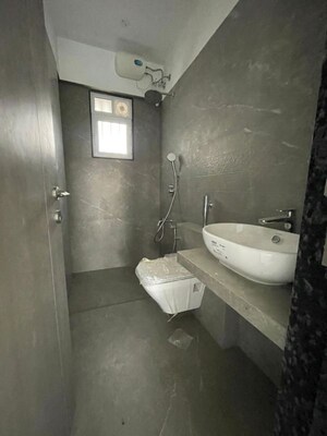 Bathroom in 3 BHK Apartment at Balaji CHS Chembur, Chembur – for Rent