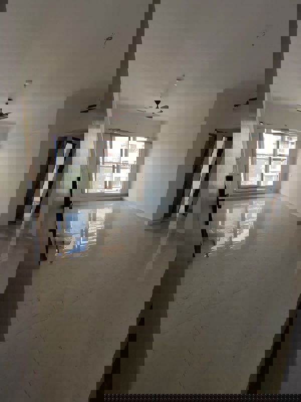 2 BHK + Pooja Room Apartment For Rent in Vaibhavlaxmi Queens Glory