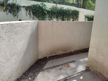 Swimming Pool in 3 BHK Apartment at Gera Isle Royale, Bavdhan – for Rent