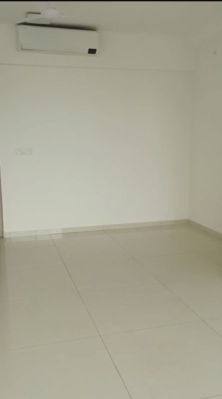 2 BHK Apartment For Rent in Wadhwa Pristine