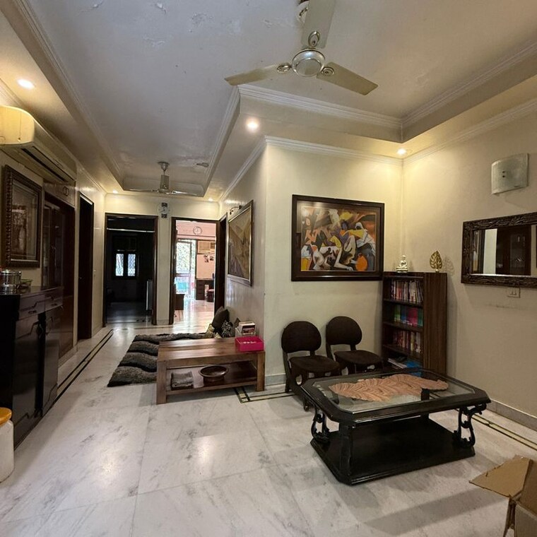 Living Room, jangpura 3 Bedroom 200 Sq.Ft. Apartment In Jangpura Delhi 9844760