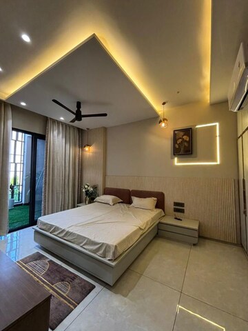 Room in 6 BHK Villa at Pratap Nagar – for Sale