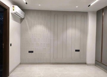 Building Lobby in 3 BHK Apartment at Sector 23 – for Rent