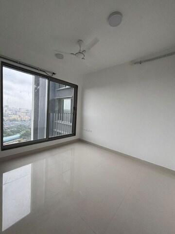 Room in 3 BHK Apartment at Sunteck City Avenue 4, Goregaon West – for Rent