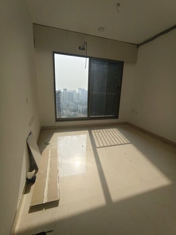 Room in 3 BHK Apartment at Sunteck City Avenue 4, Goregaon West – for Rent