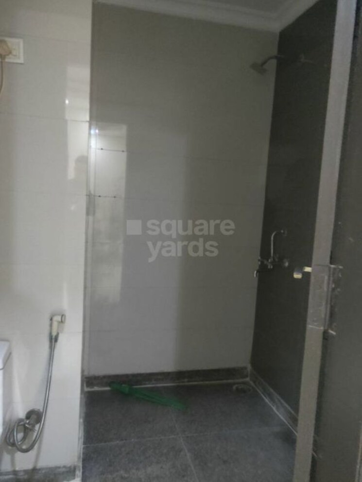 Bathroom, chattarpur 2 Bedroom 836 Sq.Ft. Builder Floor In Chattarpur Delhi 9844793