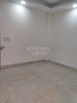 Room in 2 BHK Builder Floor at Chattarpur – for Rent