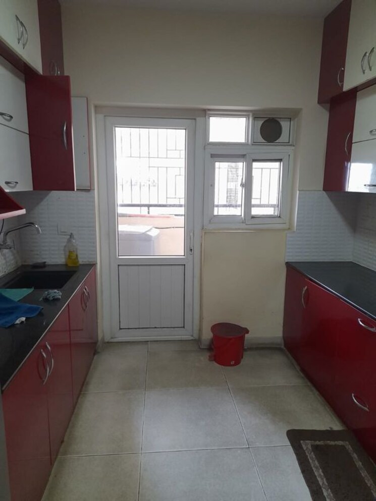 Kitchen, hm-world-city 3 Bedroom 2500 Sq.Ft. Apartment In Jp Nagar Bangalore 9844860