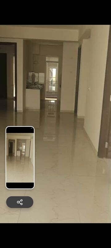 Building Lobby in 2.5 BHK Builder Floor at Smart World Gems, Sector 89 – for Rent