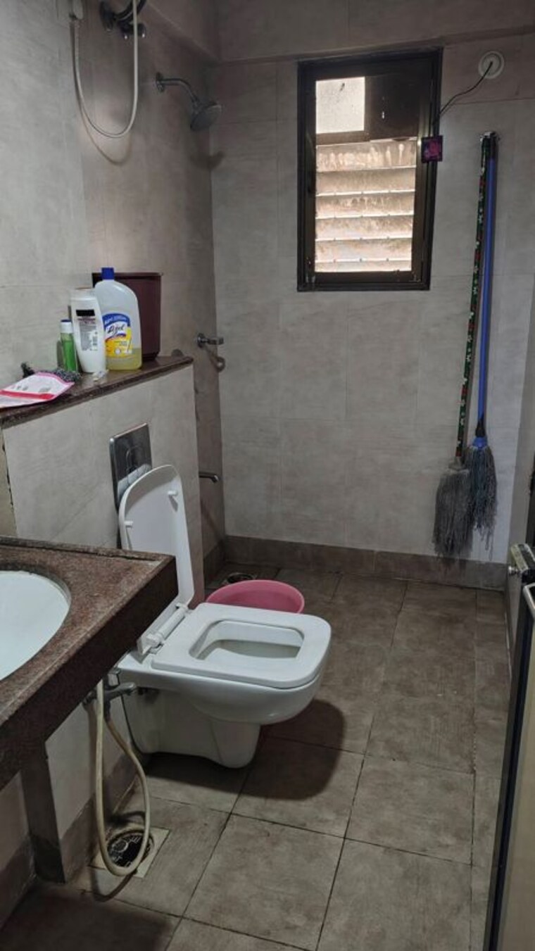 Bathroom, laxmi-apartment-chunabhatti 2 Bedroom 750 Sq.Ft. Apartment In Chunabhatti Mumbai 9845056