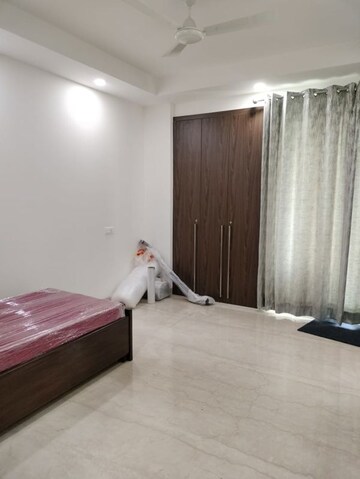 Bedroom in 4 BHK Builder Floor at Green Park Extension – for Rent