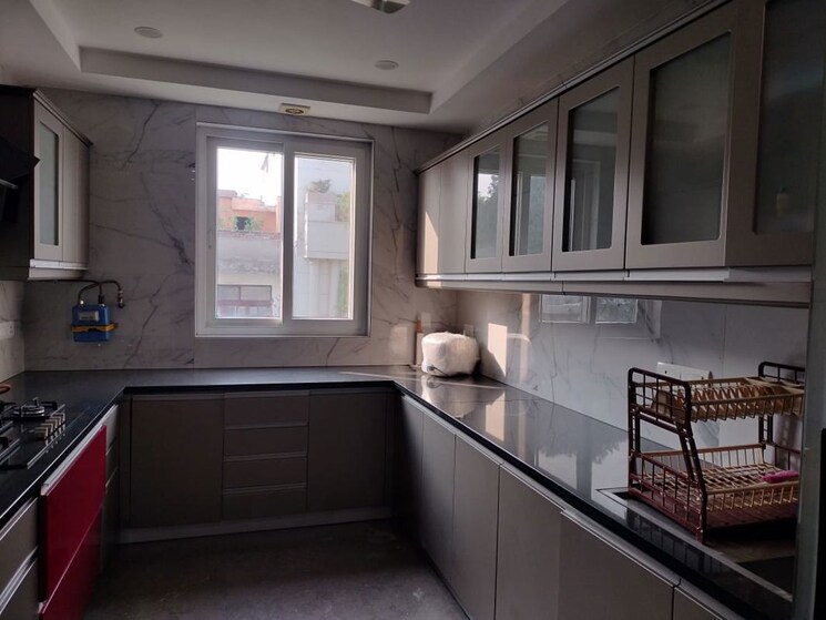 Kitchen, green park extension 4 Bedroom 400 Sq.Yd. Builder Floor In Green Park Extension Delhi 9845058