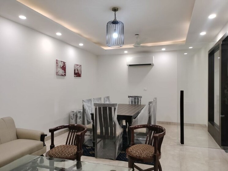 Dining area, green park extension 4 Bedroom 400 Sq.Yd. Builder Floor In Green Park Extension Delhi 9845058