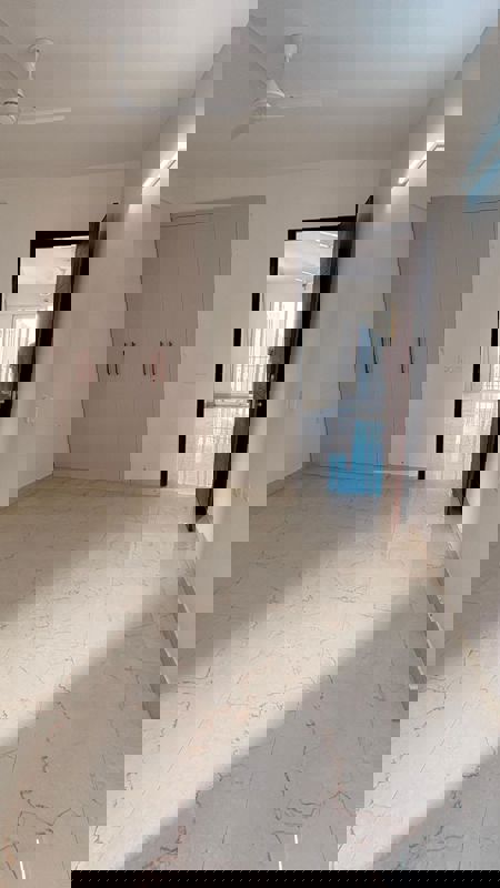 3.5 BHK + Study Room Builder Floor For Rent in Smart World Gems