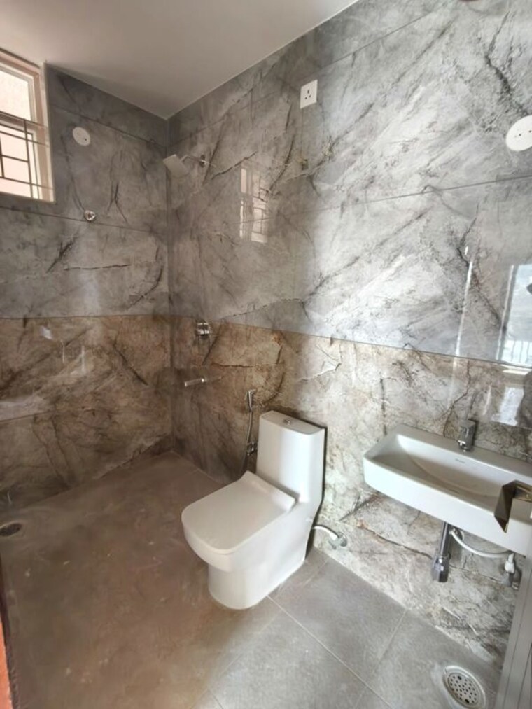 Bathroom, kaggadasapura 2 Bedroom 1200 Sq.Ft. Apartment In Kaggadasapura Bangalore 9845073