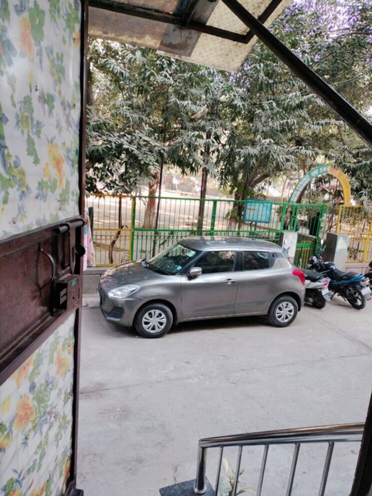 Exterior View, lajpat nagar 2 Bedroom 900 Sq.Ft. Apartment In Lajpat Nagar Delhi 9845142