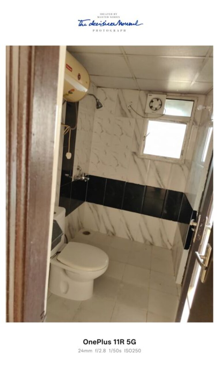 Bathroom, nimbus-the-hyde-park 2 Bedroom 930 Sq.Ft. Apartment In Sector 78 Noida 9845154