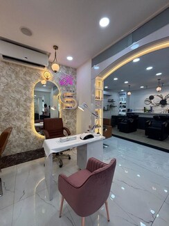 3.5 BHK + Pooja Room,Study Room Apartment For Sale in Signature Global Sarvam