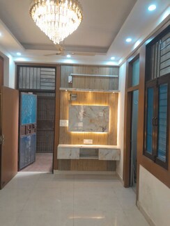 2 BHK Builder Floor For Sale in A and M Shakti Plaza