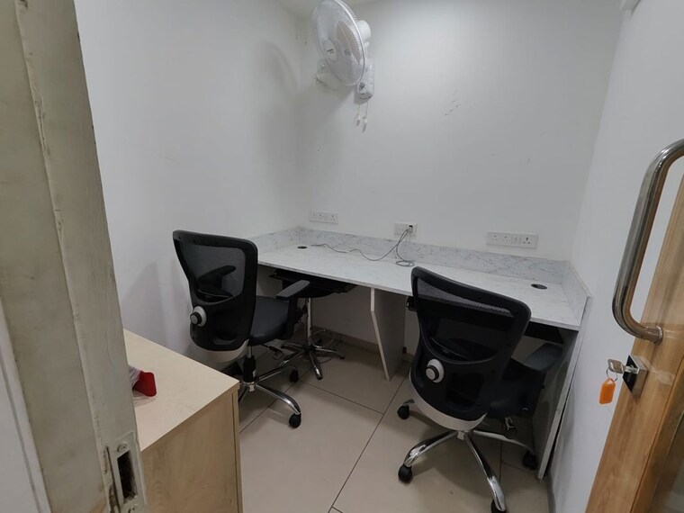 Team Area, bodakdev Commercial Office Space 2000 Sq.Ft. In Bodakdev Ahmedabad 9845245