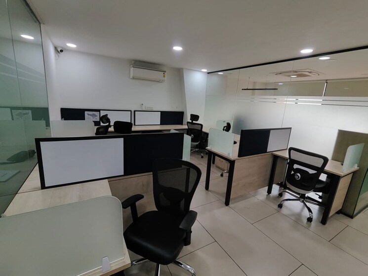 Team Area, bodakdev Commercial Office Space 2000 Sq.Ft. In Bodakdev Ahmedabad 9845245
