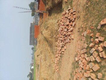  Plot For Sale in Nacholi