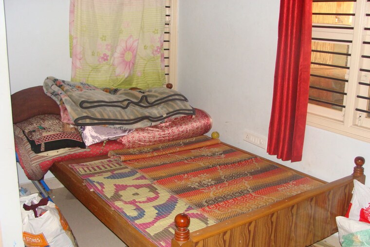 Bedroom, rt nagar 1 RK 700 Sq.Ft. Independent House In Rt Nagar Bangalore 9845397