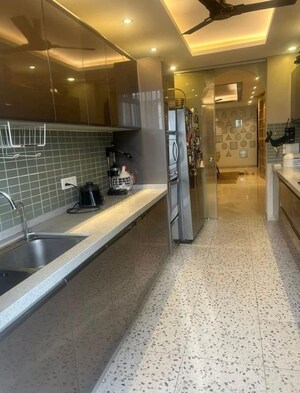 Kitchen in 2.5 BHK Apartment at Sector 22 – for Rent