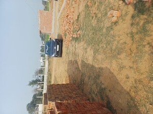  Plot For Sale in Nacholi