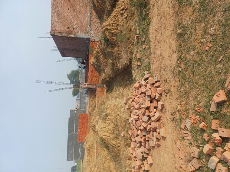 Garden, nacholi  99 Sq.Yd. Plot In Nacholi Faridabad 9845544