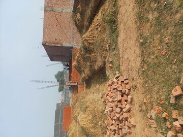  Plot – Garden View at Nacholi - for Sale