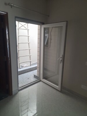 Room in 1 RK Builder Floor at Palam Vihar – for Rent