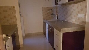 Kitchen in 2.5 BHK Apartment at Shalimar Oneworld Vista, Gomti Nagar – for Rent