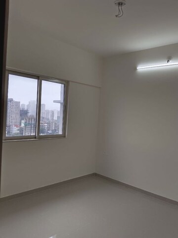 2 BHK Apartment For Sale in Shreeji Atlantis, Malad West