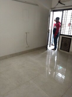 3 BHK + Study Room Apartment For Rent in Mayur Vihar