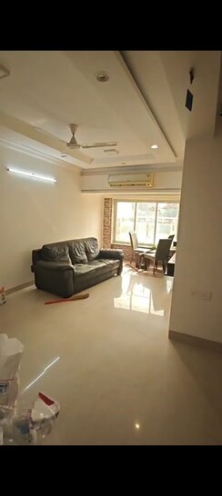 2 BHK Apartment For Rent in Silver Palace Pali Hill