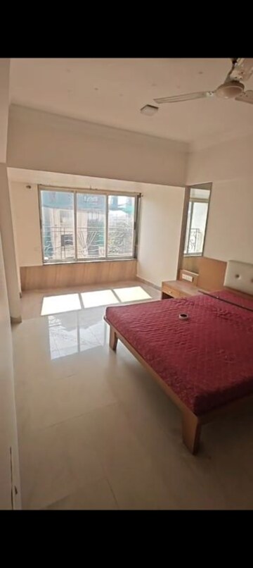 Bedroom in 2 BHK Apartment at Silver Palace Pali Hill, Pali Hill – for Rent