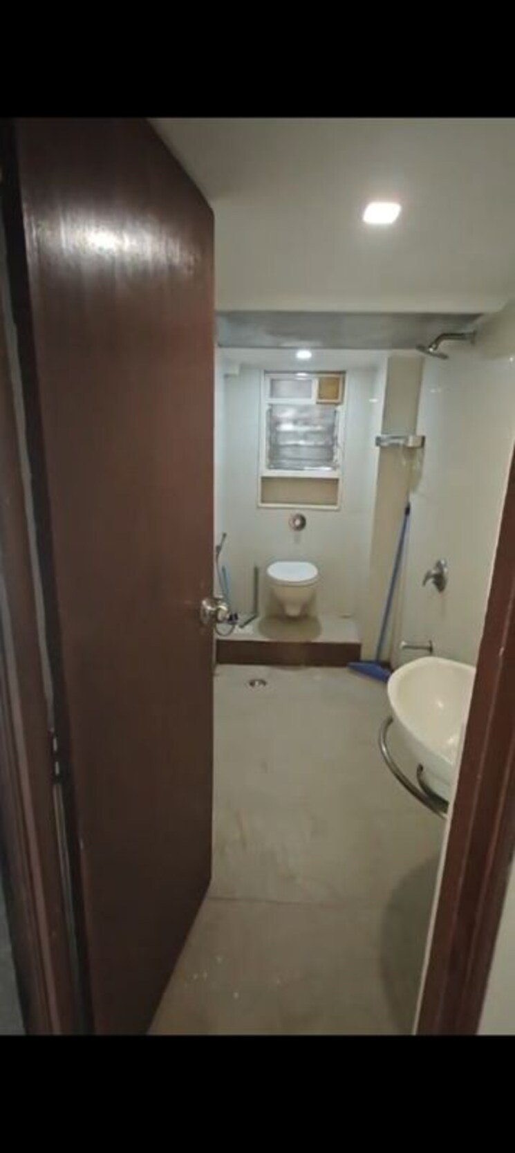 Bathroom, silver-palace-pali-hill 2 Bedroom 800 Sq.Ft. Apartment In Pali Hill Mumbai 9845688