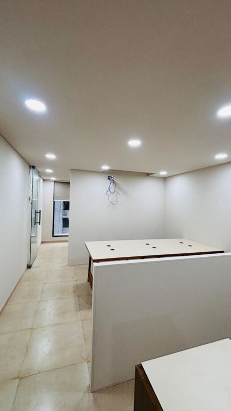 Room, samvaad-east-face Commercial Office Space 755 Sq.Ft. In Ambli Ahmedabad 9845677