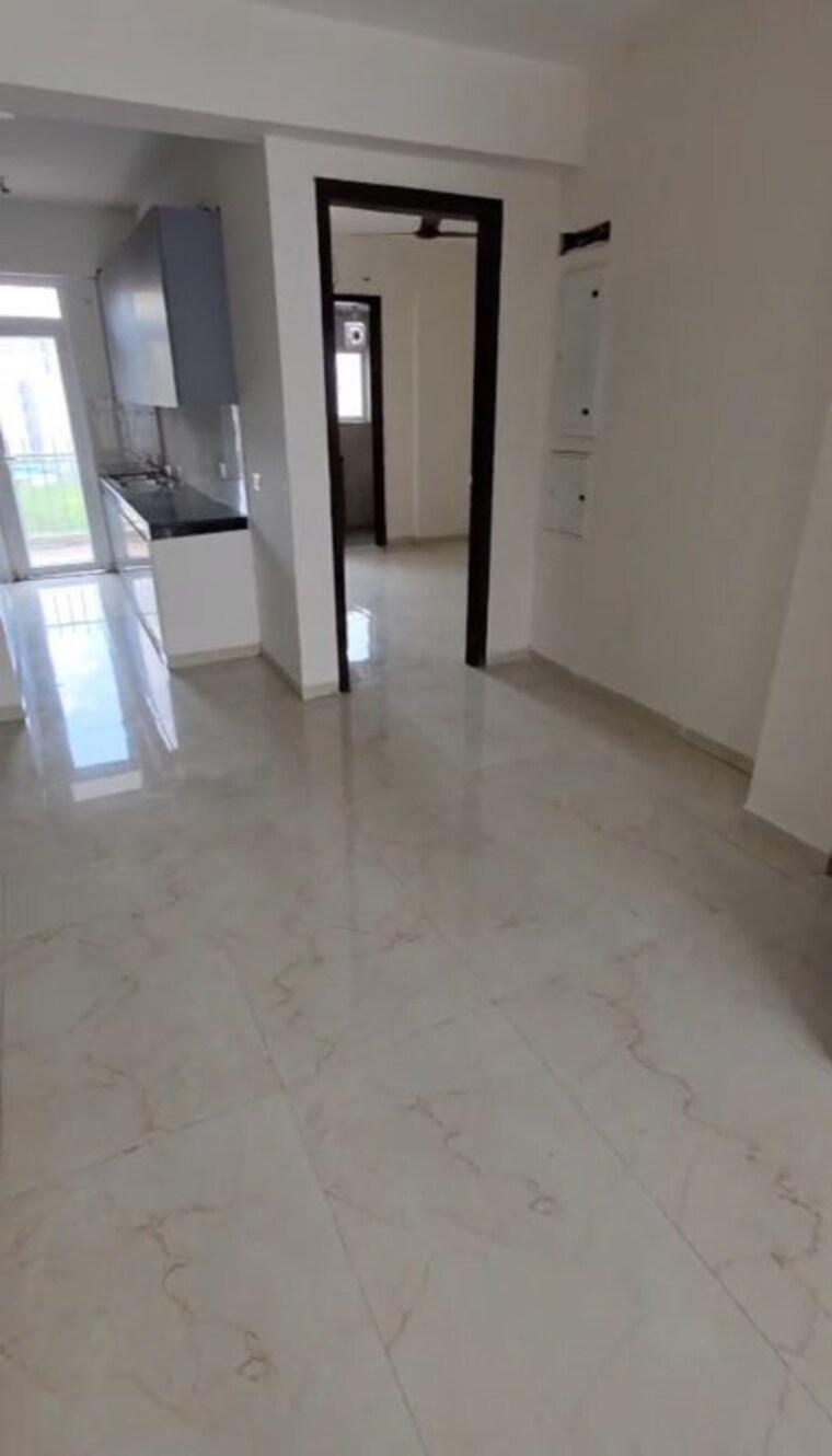 Room, smart-world-gems 3 Bedroom 1423 Sq.Ft. Apartment In Sector 89 Gurgaon 9845748