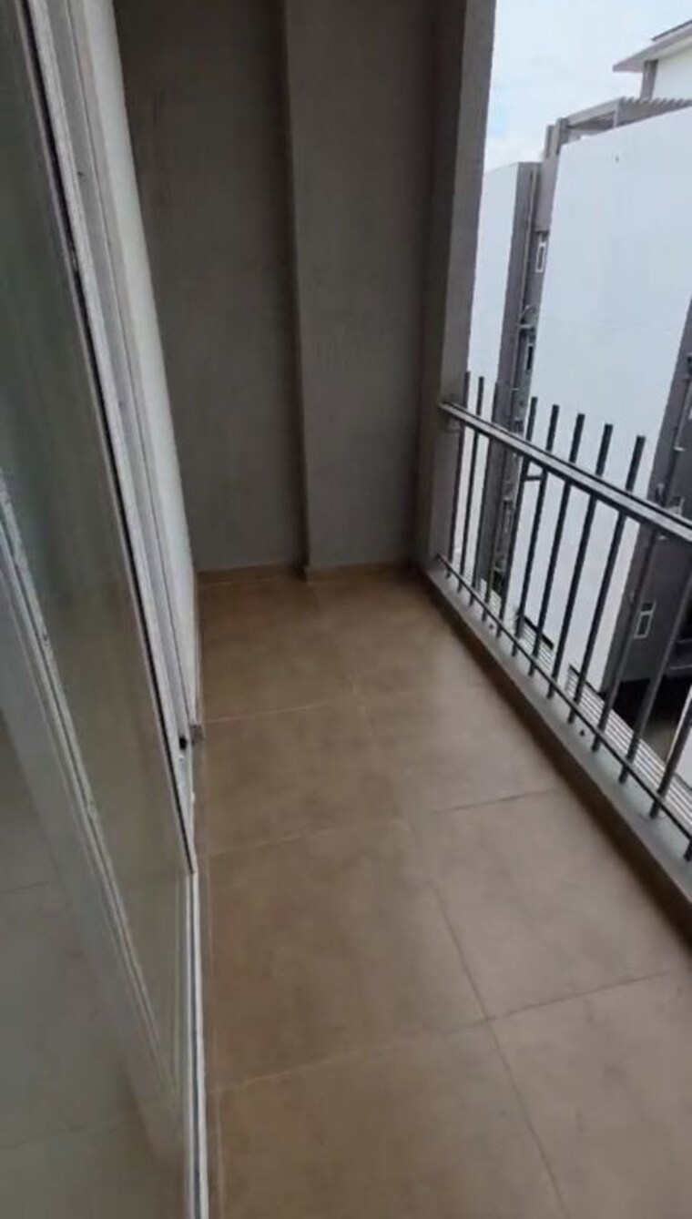 Balcony, smart-world-gems 3 Bedroom 1423 Sq.Ft. Apartment In Sector 89 Gurgaon 9845748