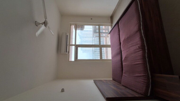 Room, era-redwood-residency 3 Bedroom 1570 Sq.Ft. Apartment In Sector 78 Faridabad 9845765