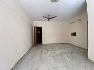 2 BHK Apartment For Rent in Panchavati CHS, Vasant Vihar
