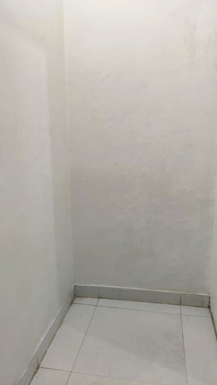 undefined, sector 30 2 Bedroom 1003 Sq.Ft. Builder Floor In Sector 30 Noida 9845819