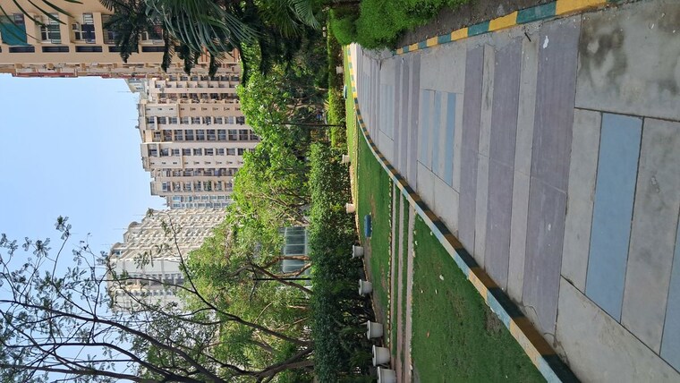 Balcony, amrapali-princely-estate 2.5 Bedroom 1015 Sq.Ft. Apartment In Sector 76 Noida 9845855