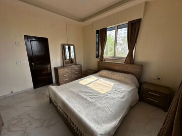 Bedroom in 2 BHK Apartment at Corinthian Apartments, Colaba – for Rent