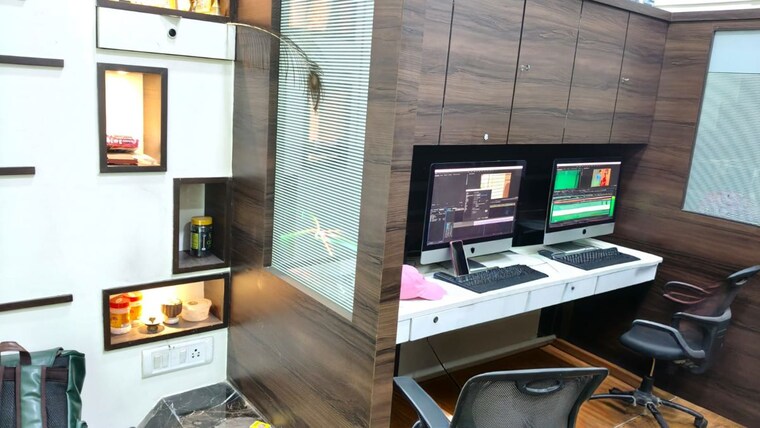 Team Area, ijmima-complex Commercial Office Space 380 Sq.Ft. In Malad West Mumbai 9845880