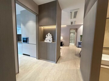 Room in 4 BHK Apartment at Narang Vivenda, Malad West – for Sale