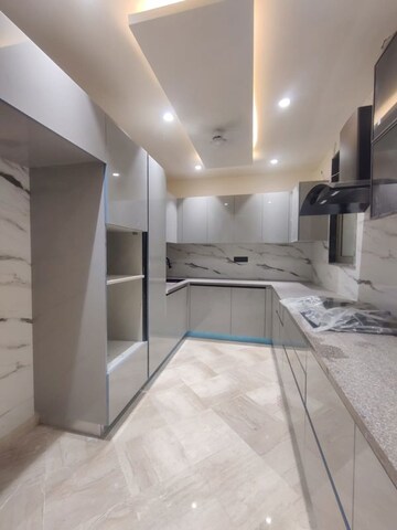 Kitchen in 4 BHK Builder Floor at Ansal API Esencia, Sector 67 – for Sale